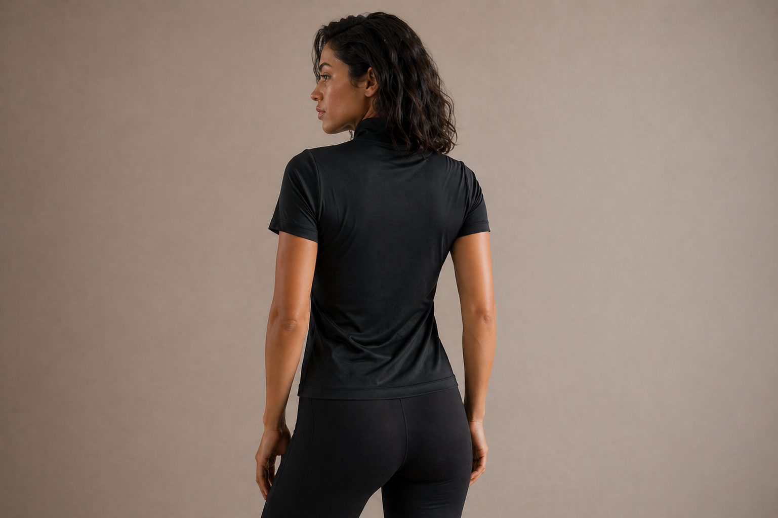 Half-zip t-shirt
